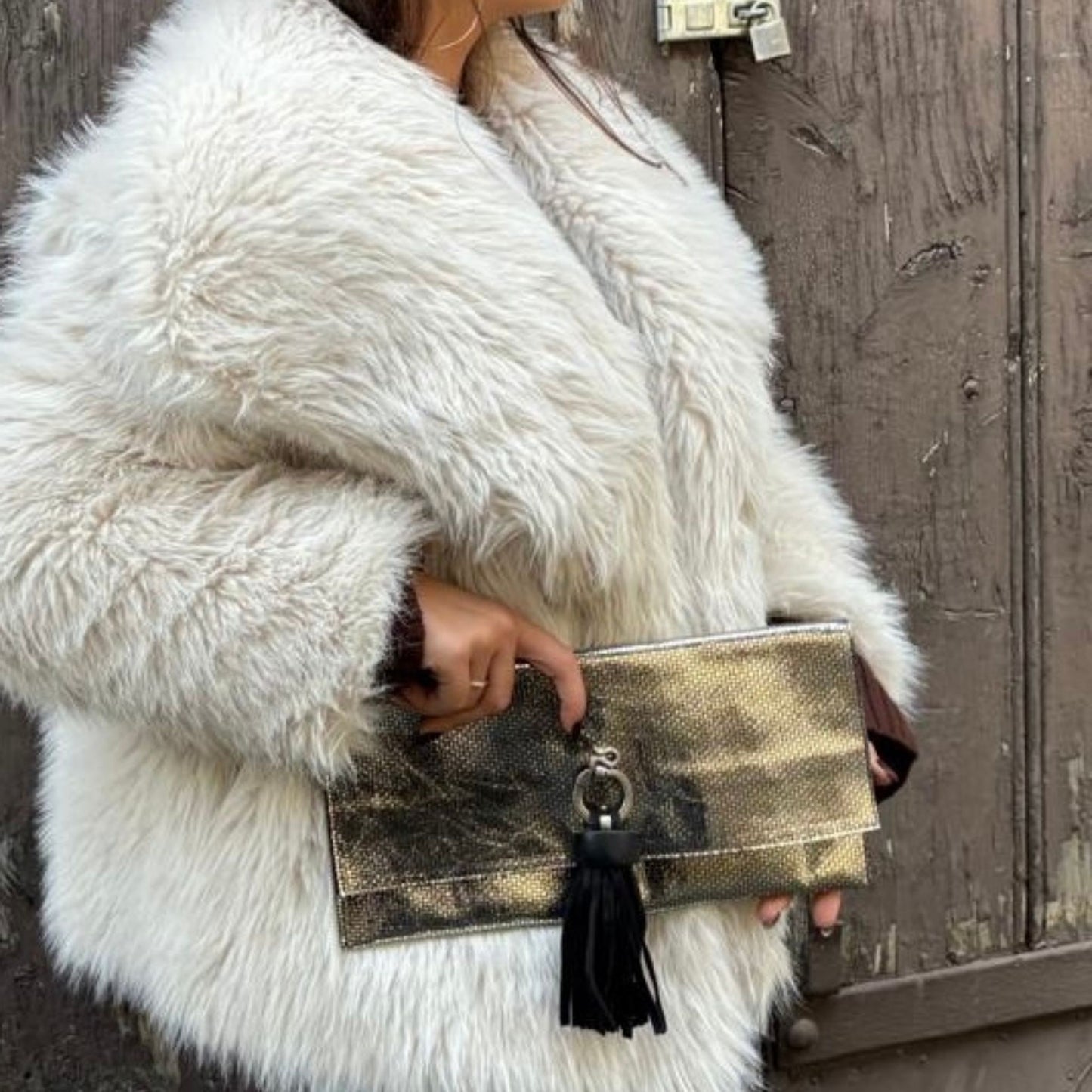 Bolso Pompón Platino