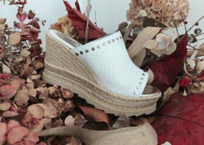 Sandalia "Andrea en la Bolera" Blanca