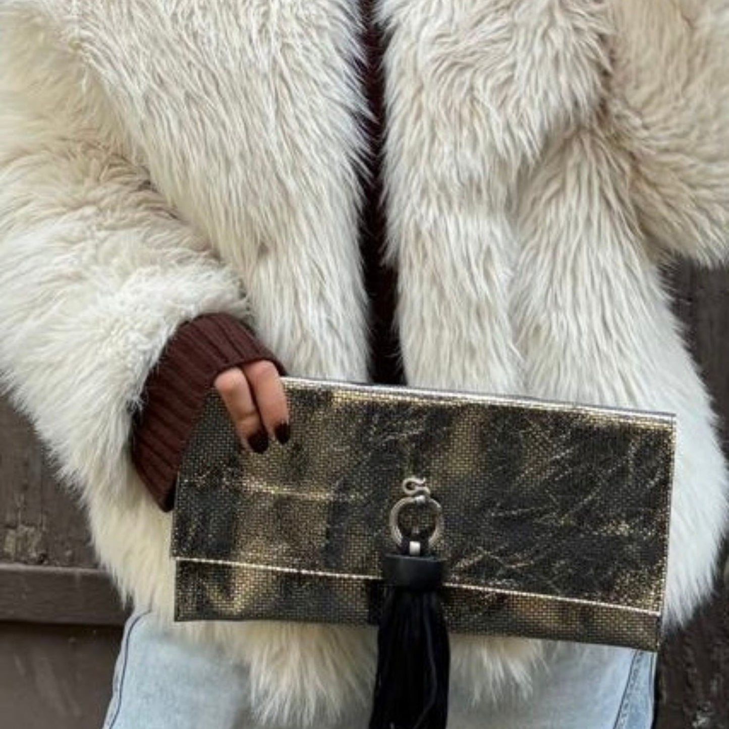 Bolso Pompón Platino